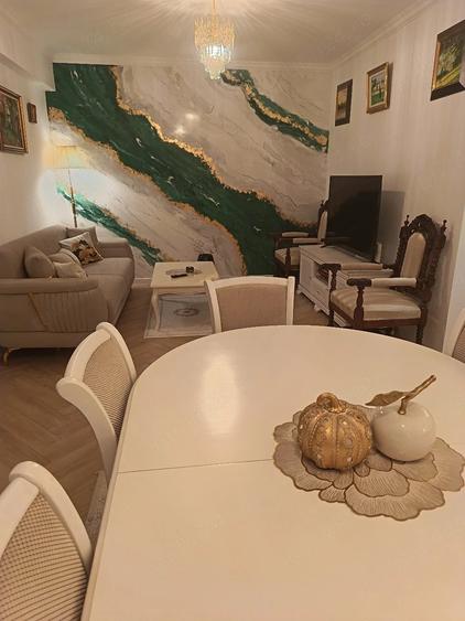 Apartament cu 3 camere decomandat în Bucureștii Noi