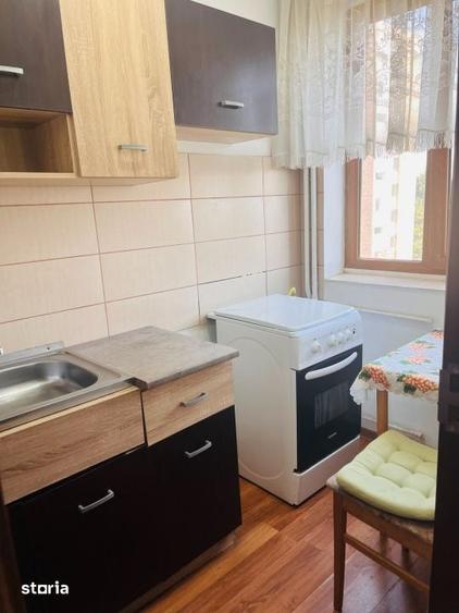 Garsoniera practica, locatie excelenta | Piata Baba Novac - Brazda - 13