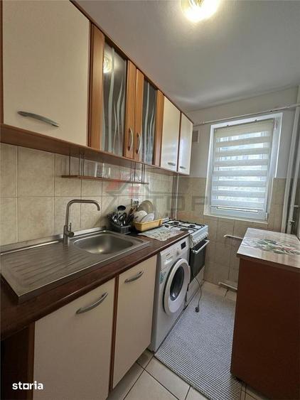Apartament cu 2 camere nedecomandat, mobilat în Podu Roș