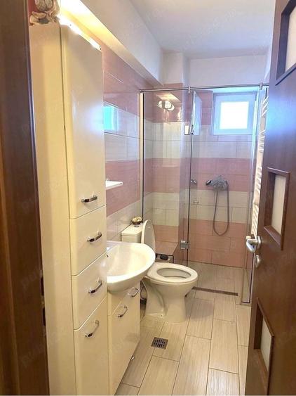 Apartament 3 camere, etaj 1, parcare inclusa, 2 băi, zona Trapezului - 9
