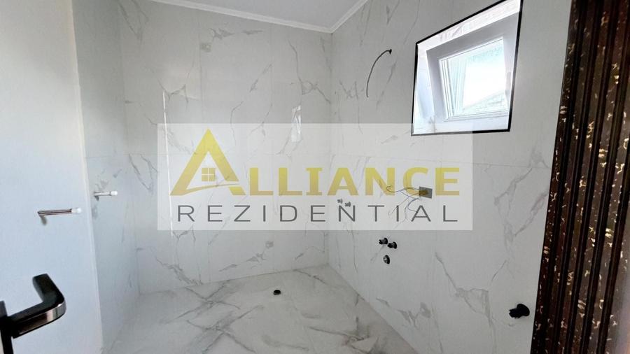 Casă individuală cu 6 camere cu Canalizare în Berceni