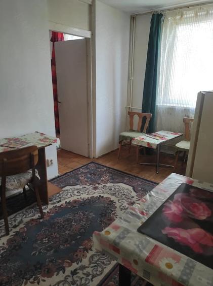 Apartament cu 2 camere nedecomandat în Dacia