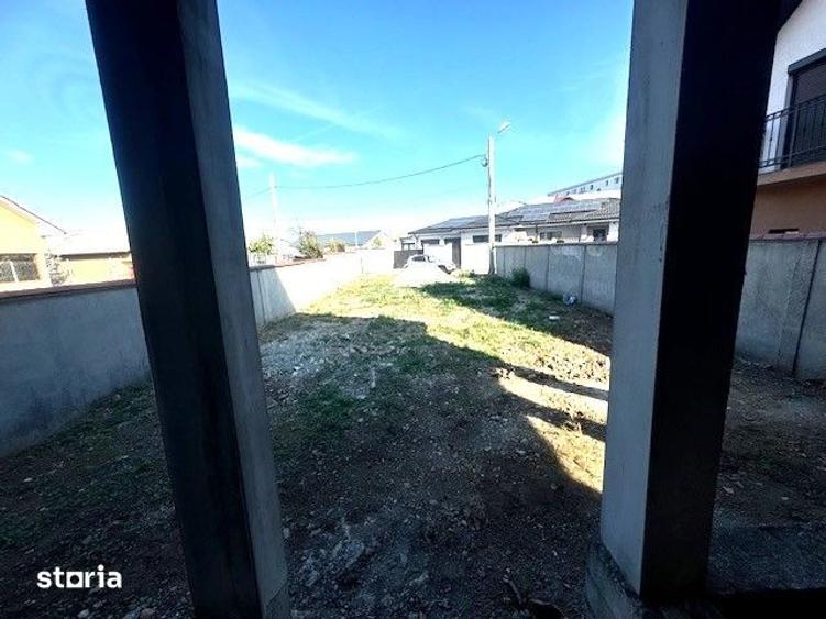 Casă cu 5 camere cu Teren 468 Mp în Central