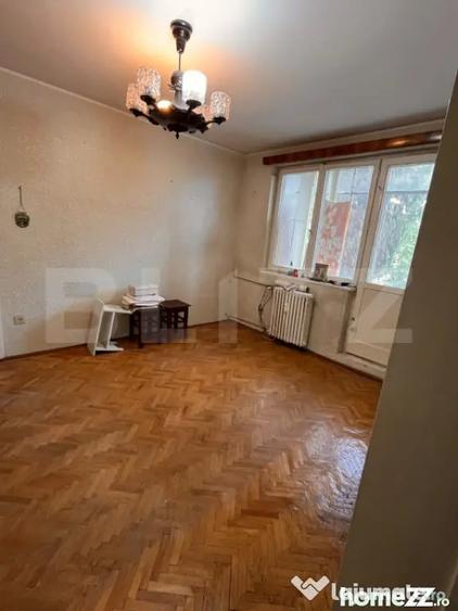 Apartament cu 3 camere, ultracentral, semidecomandat - Suceava (Suceava) - 4