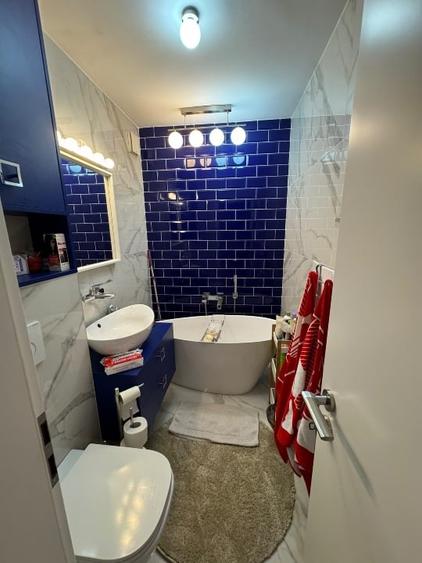 Apartament cu 4 camere semidecomandat, mobilat în Siderurgiștilor