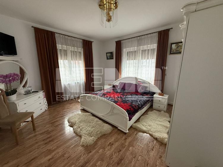 Casă cu 9 camere cu Canalizare în Marginea