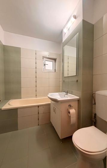 Apartament cu 3 camere de inchiriat in Racadau ,et 1/4 cu loc de parcare - 11