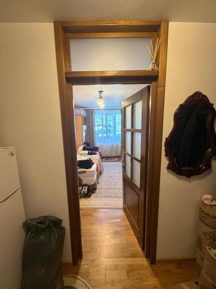 Apartament cu 6 camere decomandat în Tătărași