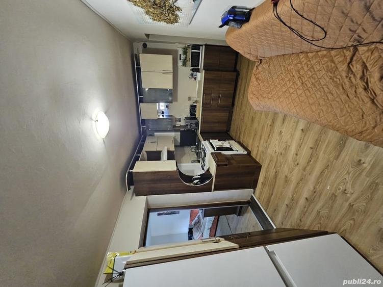 Casă cu 4 camere cu Teren 1300 Mp în Răscruci