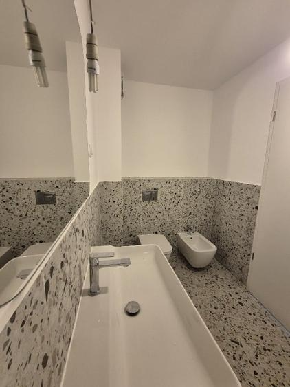 Apartament cu 3 camere în Băneasa