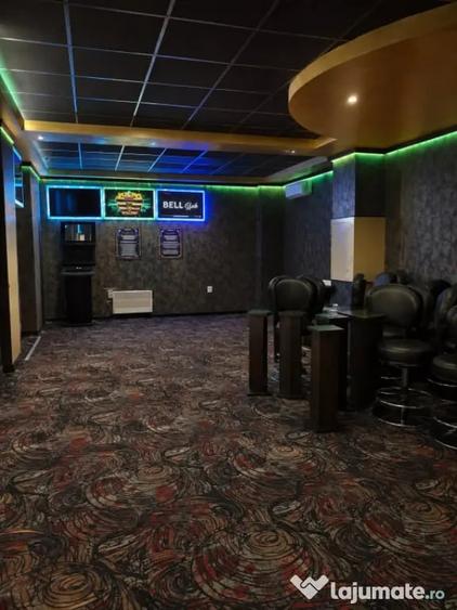 Spațiu comercial, de 120 mp, în Central
