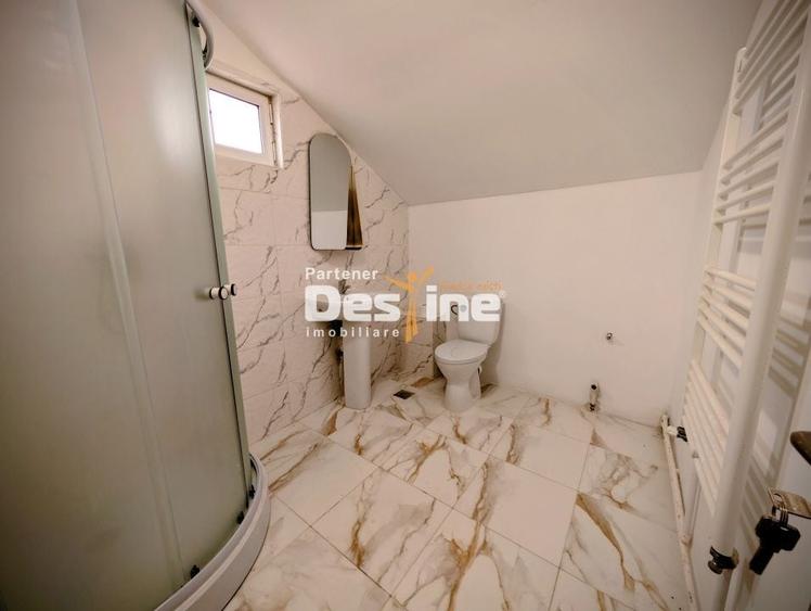 Casă individuală cu 5 camere cu Canalizare în Lunca Cetățuii