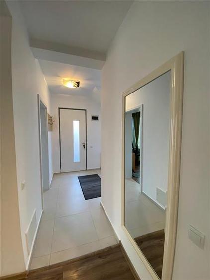 Duplex cu 5 camere cu Canalizare în Iris