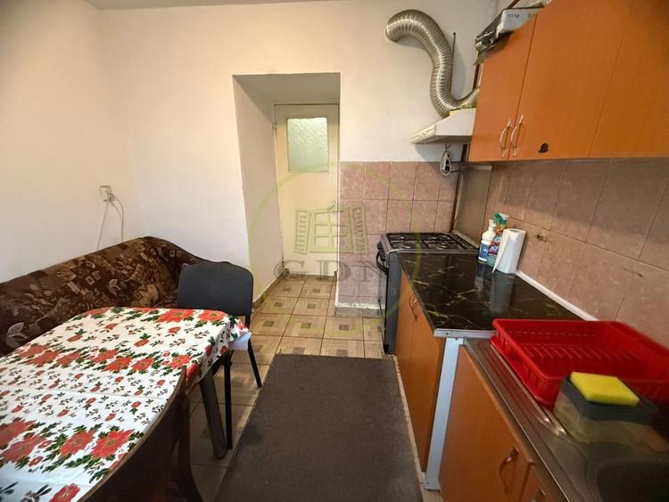 Apartament cu 2 camere semidecomandat, mobilat în Lăpuș