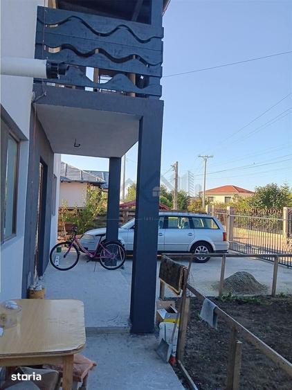Casă cu 8 camere cu Teren 300 Mp în Ciurea