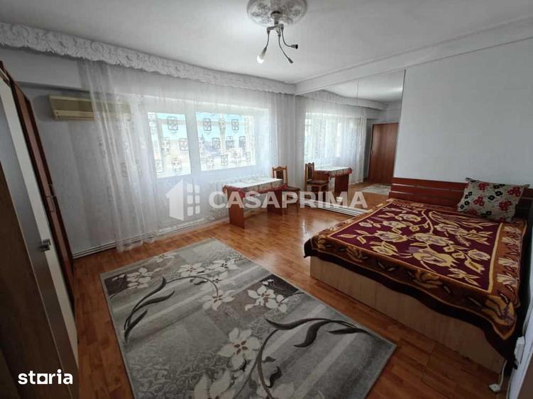 Garsonieră decomandată în Canta