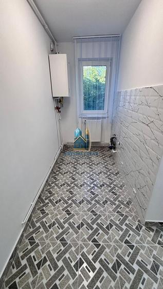 Apartament cu 3 camere decomandat în Dâmbu Pietros