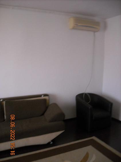 VAND apartament cu 2 camere - 13