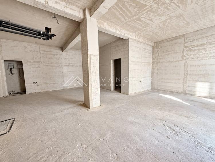 Spațiu comercial, de 65 mp, în Central