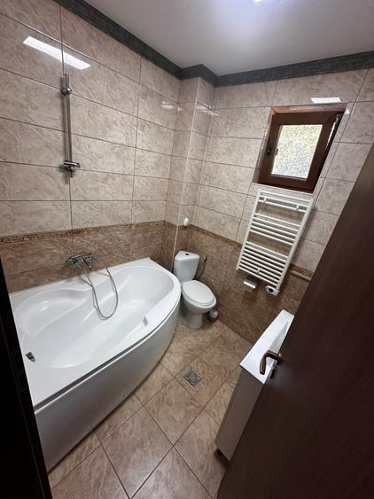 Apartament cu 2 camere decomandat în Mogoșoaia