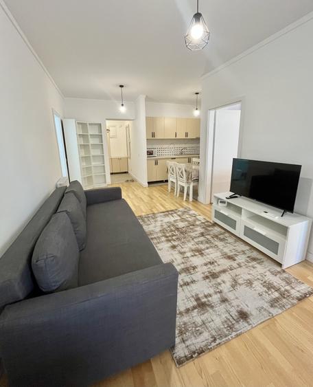 Apartament cu 2 camere semidecomandat în Bucureștii Noi