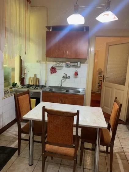 Casă cu 5 camere cu Teren 877 Mp în Lugoj