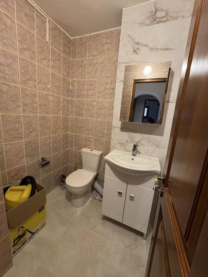 Apartament cu 3 camere decomandat în Mărăști
