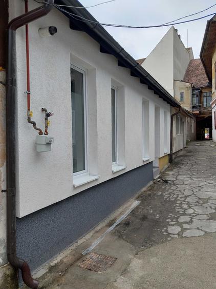 Spațiu comercial, de 50 mp, în Ultracentral