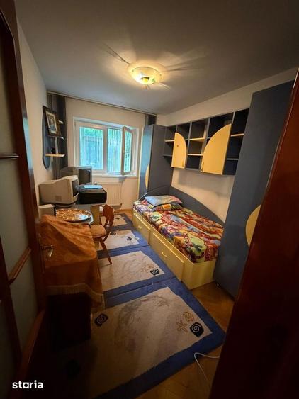 Apartament cu 3 camere decomandat în Copou