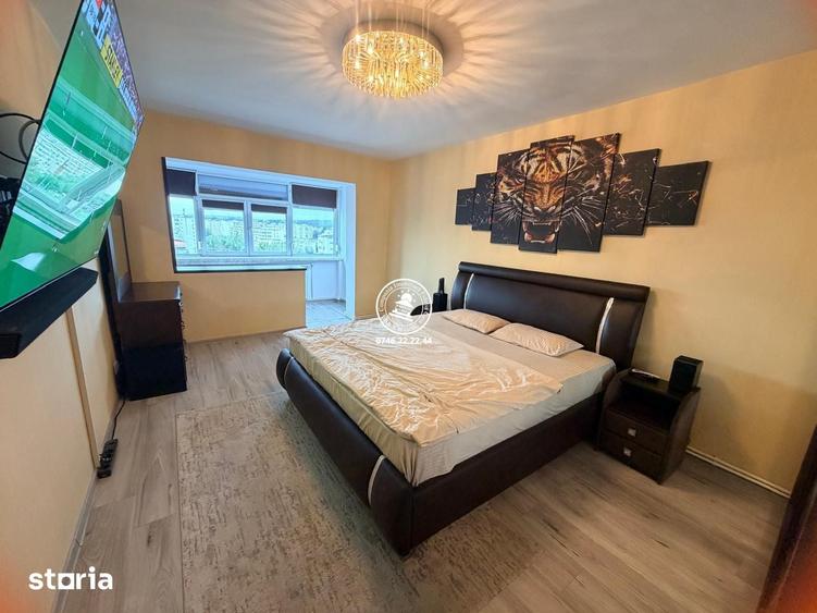 Apartament cu 3 camere decomandat în Alexandru cel Bun