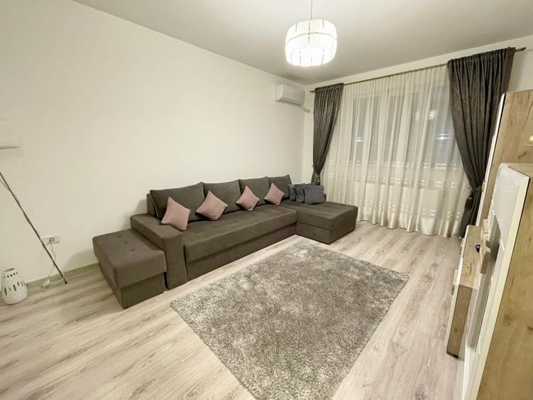Apartament cu 2 camere decomandat în Metalurgiei