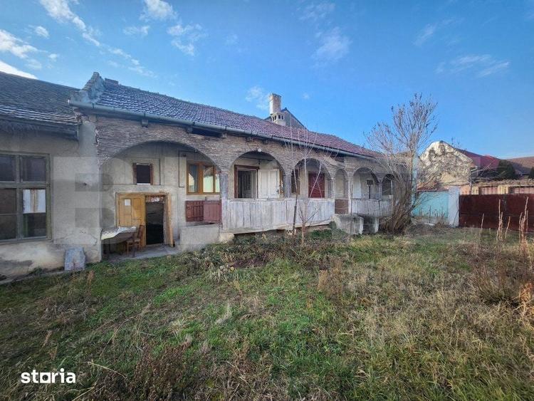 Casă cu 3 camere cu Teren 1707 Mp în Central