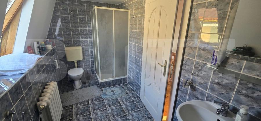 Casă individuală cu 5 camere cu Canalizare în Nord