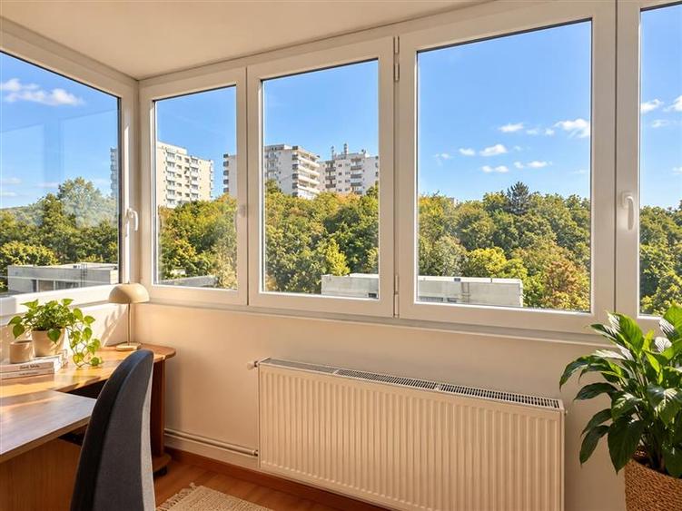 Apartament cu 2 camere decomandat în 7 Noiembrie