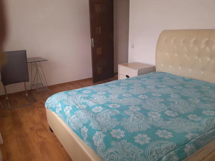 Apartament cu 3 camere semidecomandat în Florești