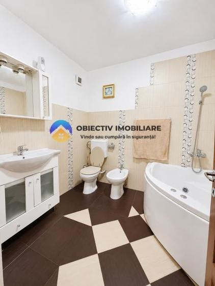 Apartament cu 4 camere decomandat în Dărmănești