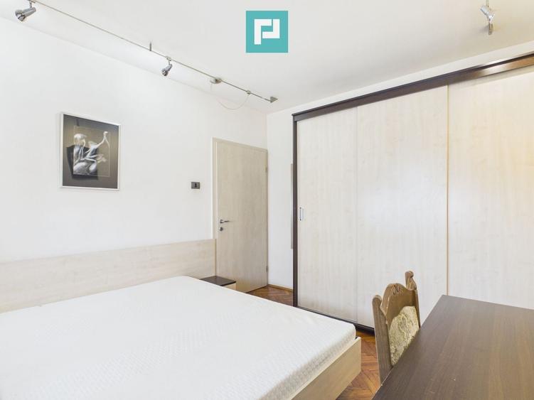 Apartament cu 3 camere decomandat în Aurel Vlaicu