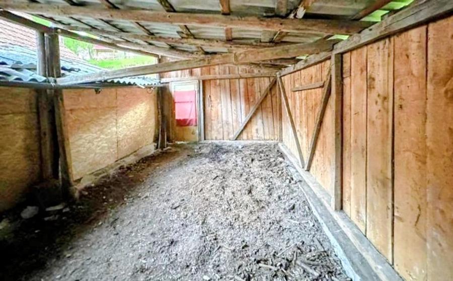 Casă cu Teren 416 Mp în Boiu