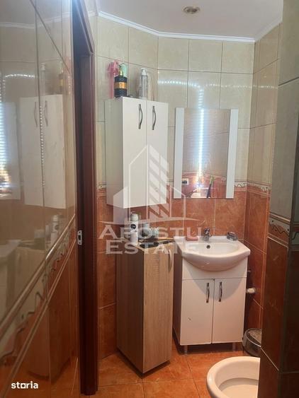 Apartament cu 2 camere, mobilat în UTA