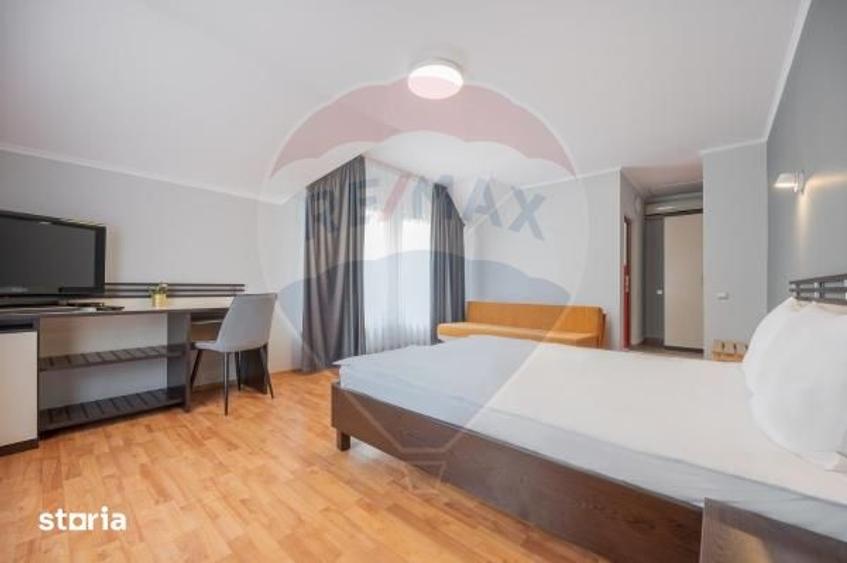 Casă cu Teren 5375 Mp în Sânmartin