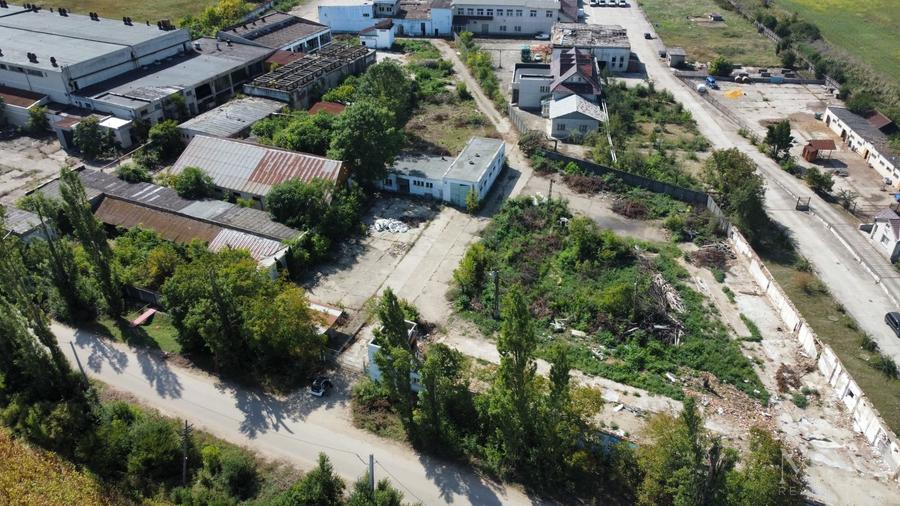 Spațiu industrial, de 3,352 mp, în Salonta