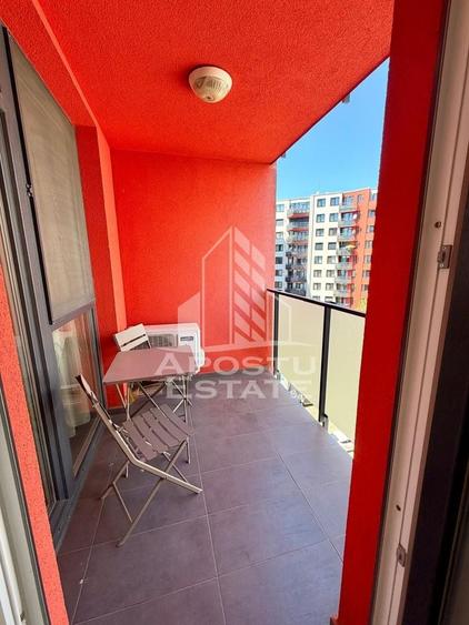 Apartament cu 2 camere semidecomandat, mobilat în Banu Mărăcine