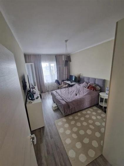 Apartament cu 3 camere decomandat, mobilat în Chișoda
