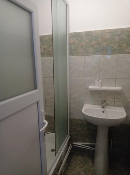 Apartament cu 2 camere nedecomandat în Central