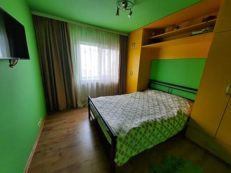 Apartament cu 2 camere decomandat în Gară