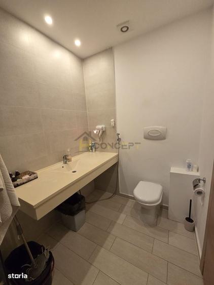 Apartament cu 3 camere în Splaiul Unirii