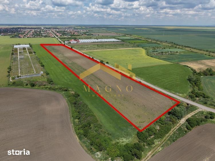 Teren de 26300 mp, în Livada