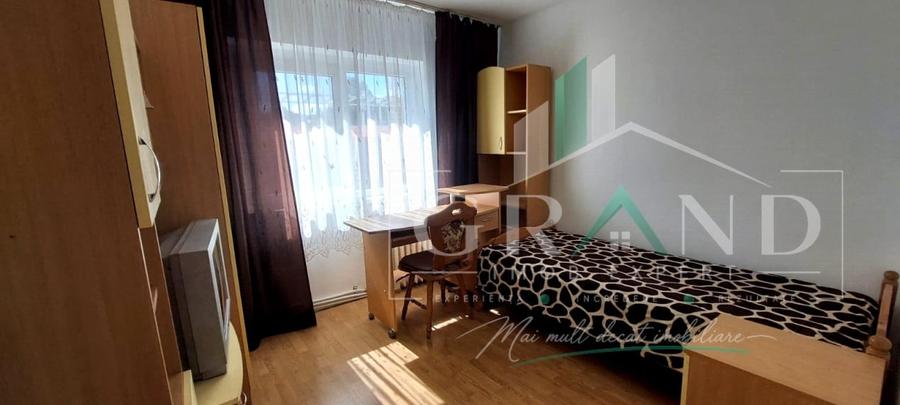 Apartament cu 4 camere decomandat, mobilat în Mănăștur