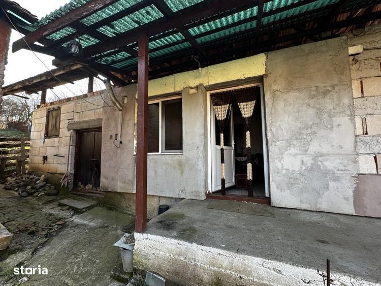 Casă cu 3 camere în Țelna