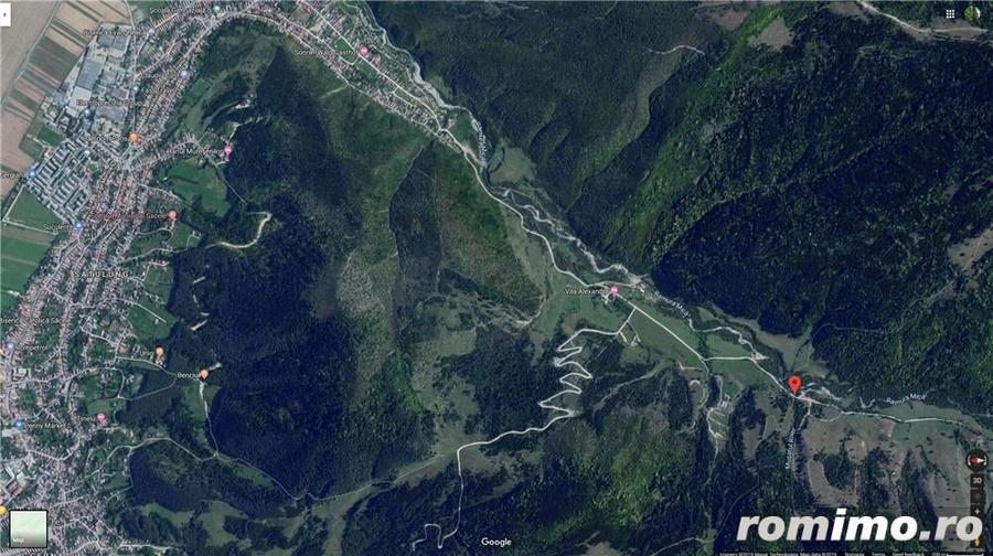 Teren de 14400 mp, în Central